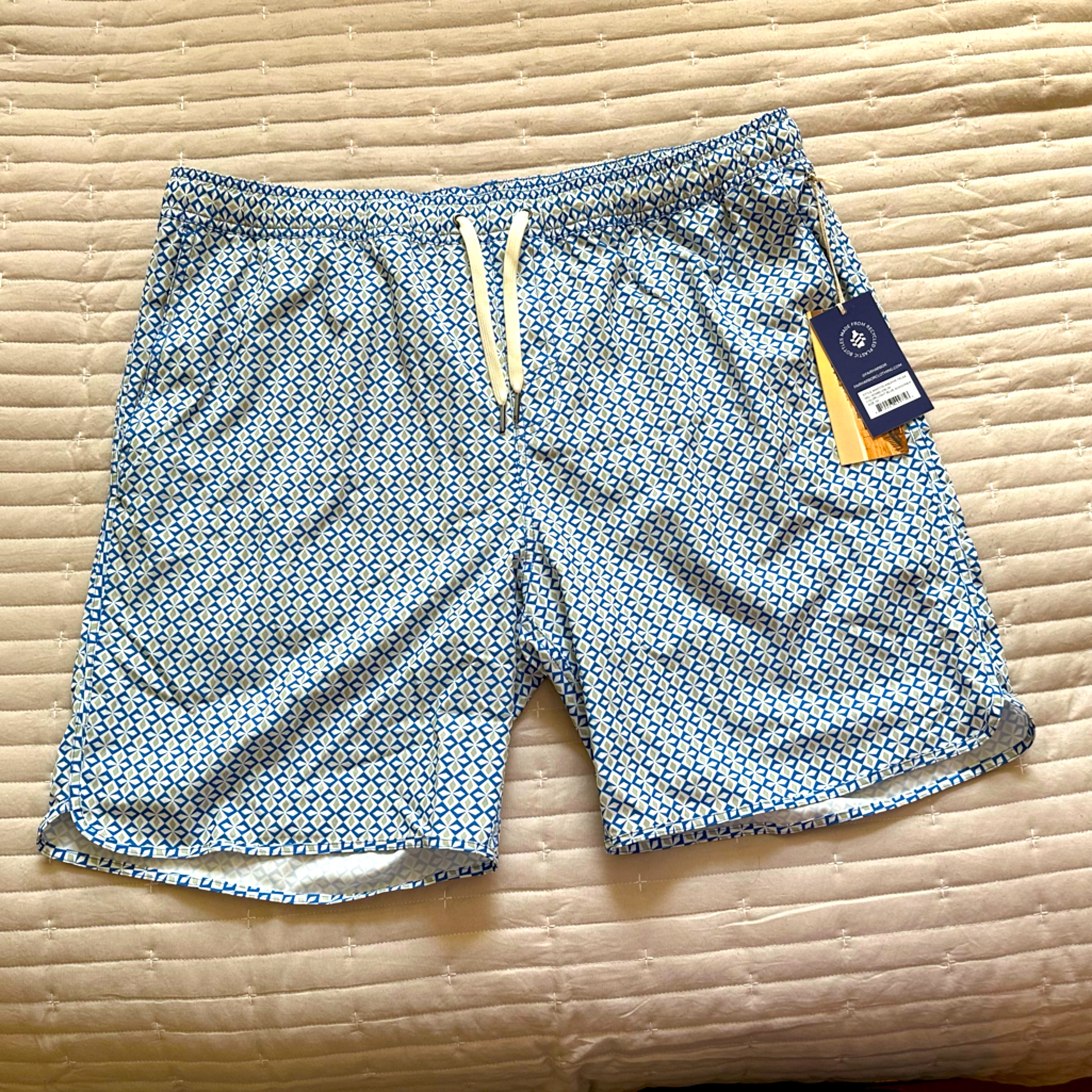 Nwt Fair Harbor Brand Mens Swim Trunks